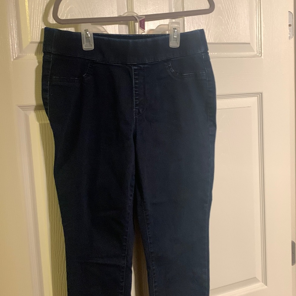 Very gently-used High-Rise Stretch Jegging     Deep Navy Blue   💙💙💙